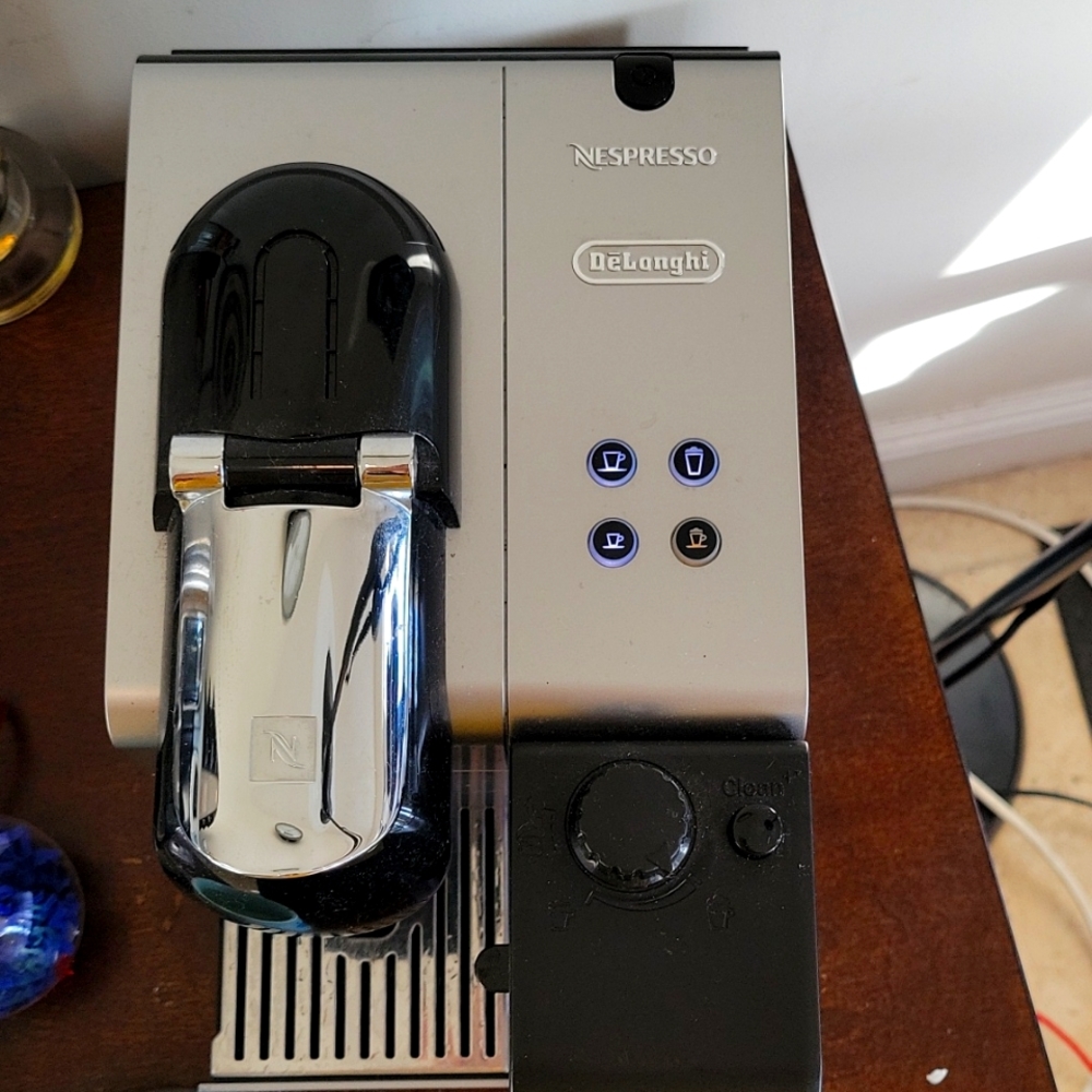 DeLonghi Nespresso Machine